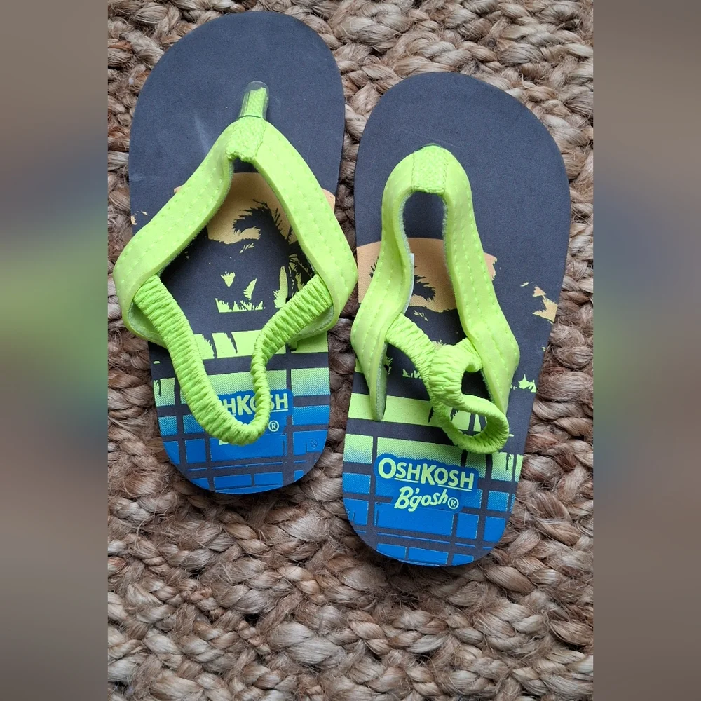 OshKosh B'gosh Kids Flip Flops - Neon Green and Black Toddler Sz 7/8 Summer